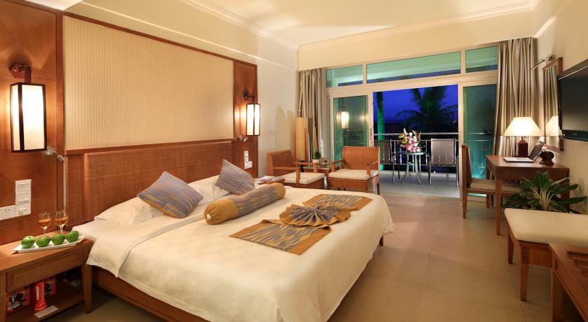 Отель Liking Resort Sanya